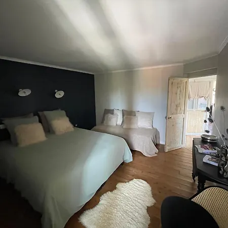 Chez Guilem Bed & Breakfast